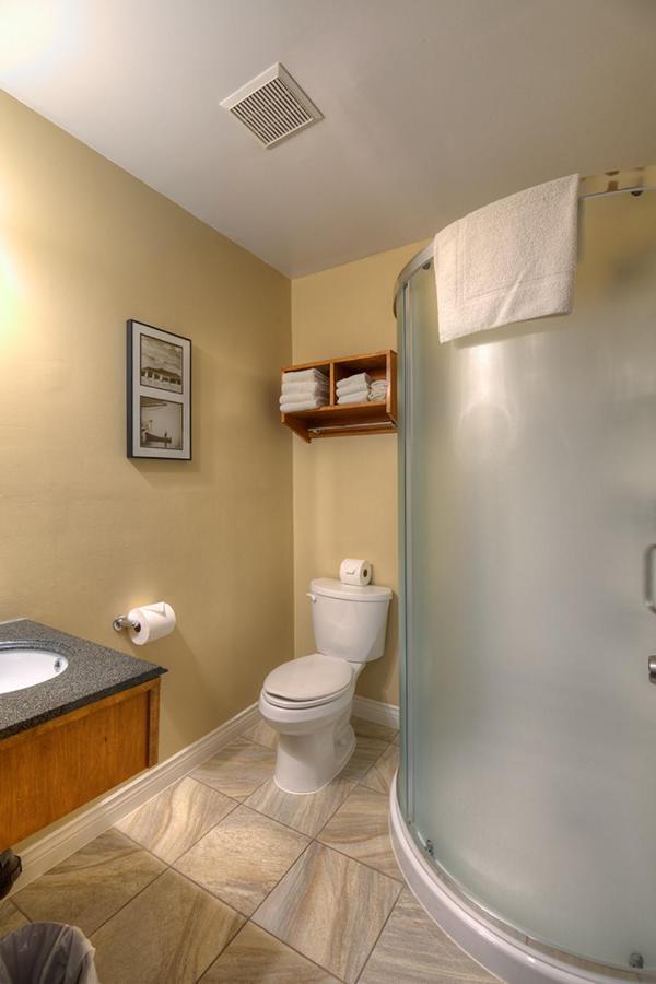 אלמה Alpine Motor Inn מראה חיצוני תמונה
